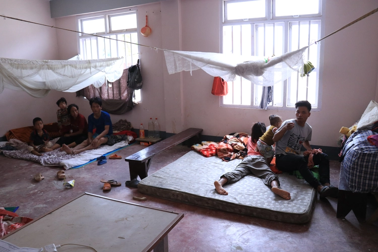 KUKI KHANGLAI LAWMPI RELIEF CENTRE 